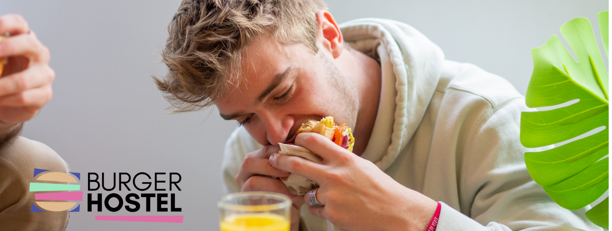Negro Iconos Deportes Masculinos Portada de Facebook (1)